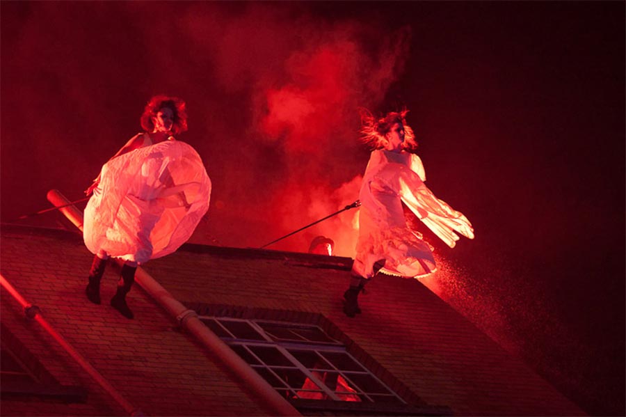 Invisible Circus - Carnyville - 2010