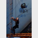 NoFit State Circus - Labyrinth - Eden Project - 2011 - Counterweighting - Freya Watson